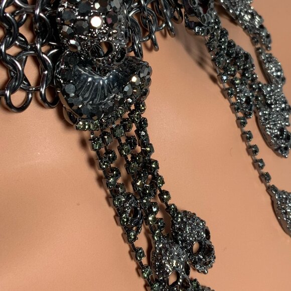 Natasha Gunmetal Pave Bib Statement Necklace Skulls Chainmail Choker Goth - Picture 10 of 17